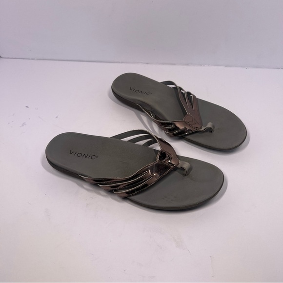 Vionic Women's Metallic Sandals Size 9M - Picture 1 of 5